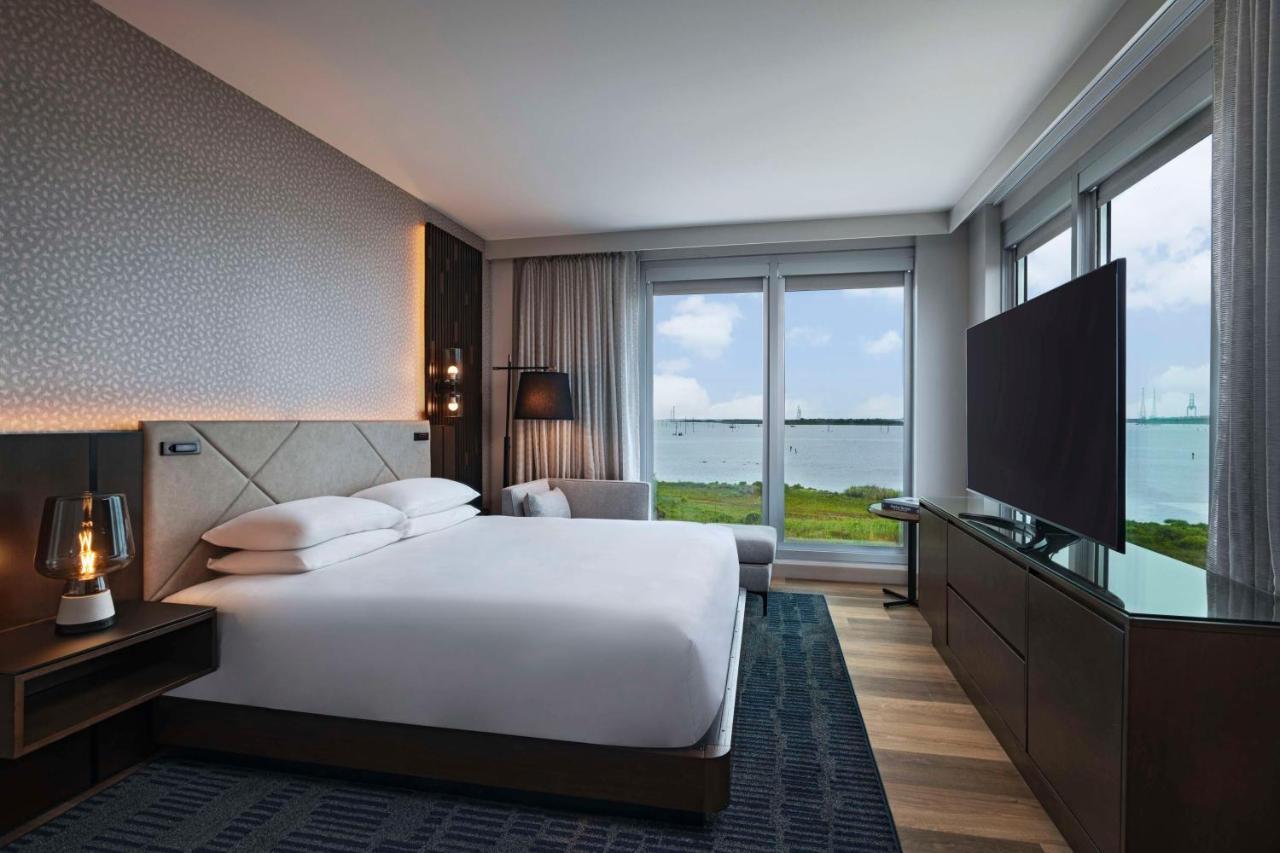 ホテル Hyatt Regency Baytown-Houston エクステリア 写真