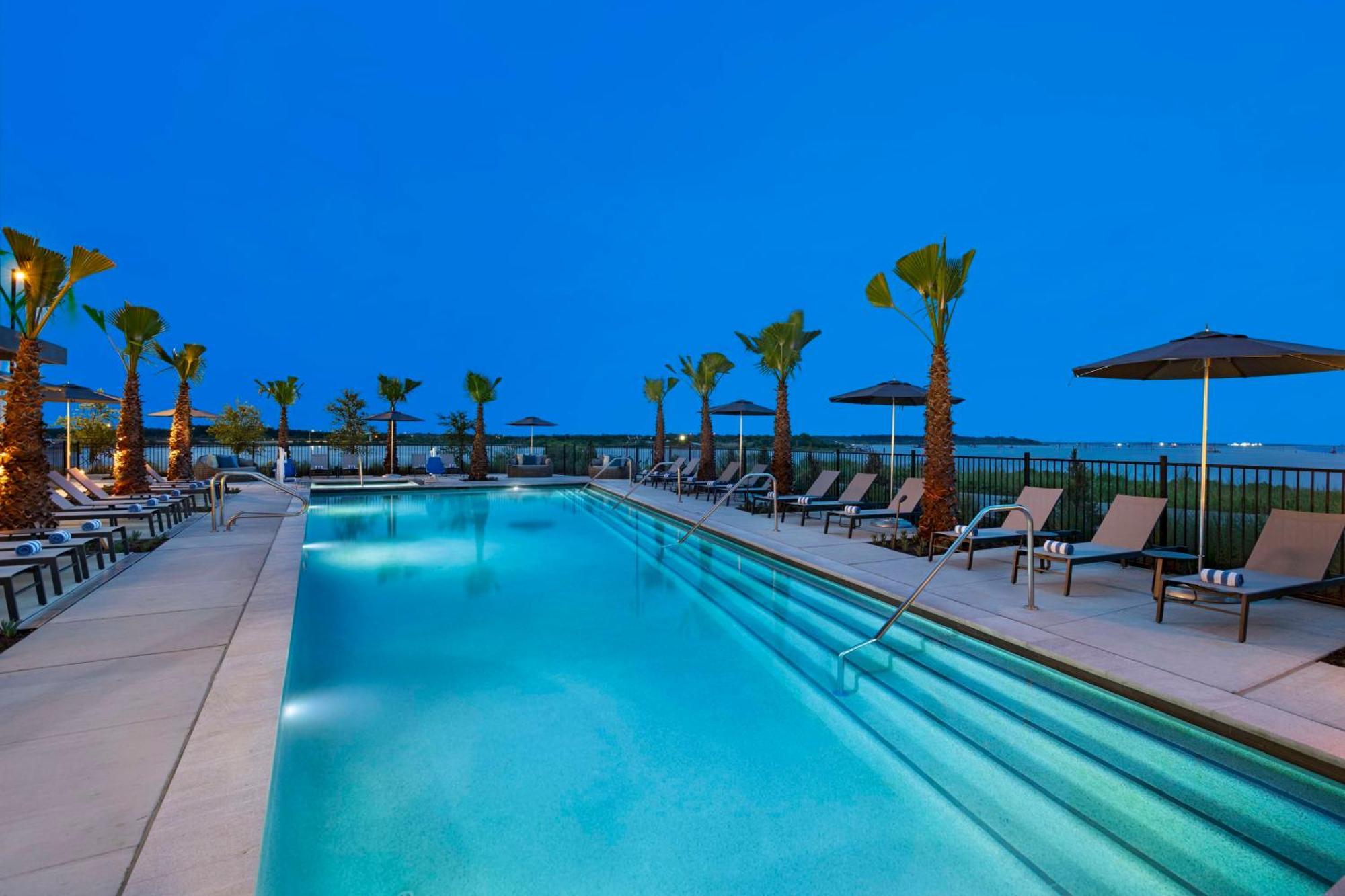 ホテル Hyatt Regency Baytown-Houston エクステリア 写真