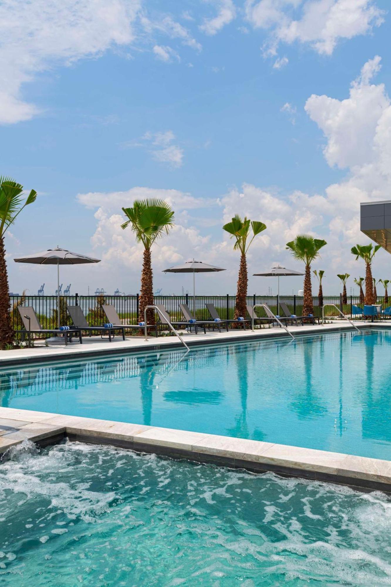 ホテル Hyatt Regency Baytown-Houston エクステリア 写真