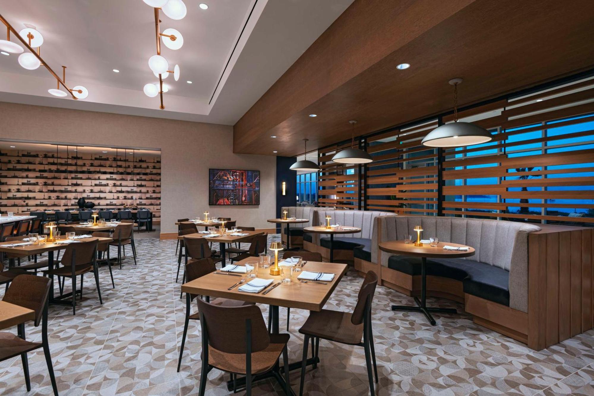 ホテル Hyatt Regency Baytown-Houston エクステリア 写真